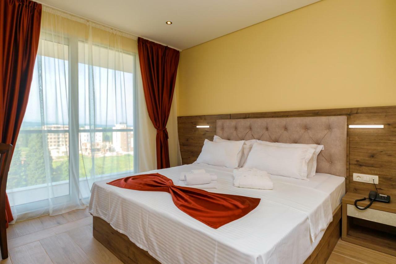 Hotel Franca Ulcinj Exterior photo